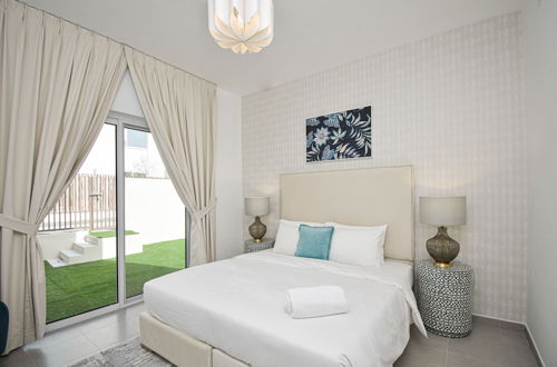 Photo 49 - Elegant 3 BR Dubai South