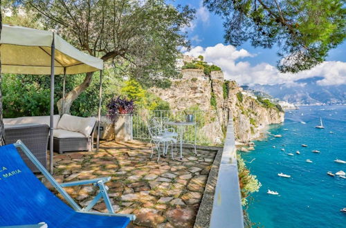 Photo 27 - Luxury Room With sea View in Amalfi ID 3932