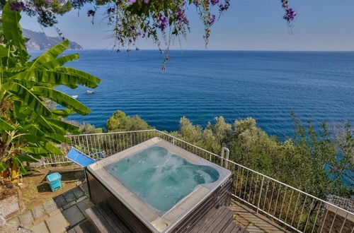 Photo 18 - Luxury Room With sea View in Amalfi ID 3934