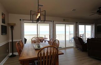 Foto 1 - Buckley's Beach House