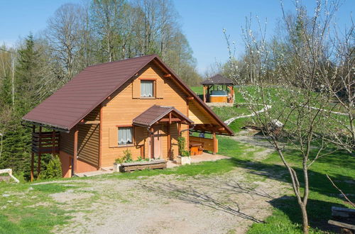 Photo 23 - Adorable Home With Pool & Hot Tub Surrounded by Beautiful Nature