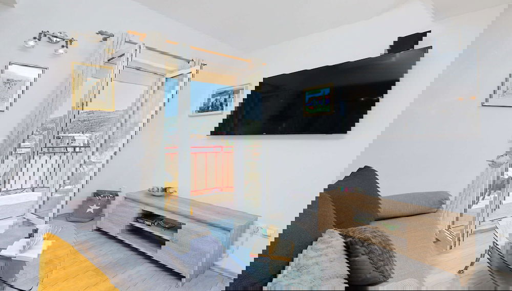 Primary image