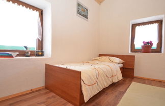 Foto 3 - Snug Holiday Home in Starigrad With Private Garden