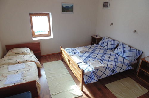 Foto 4 - Snug Holiday Home in Starigrad With Private Garden