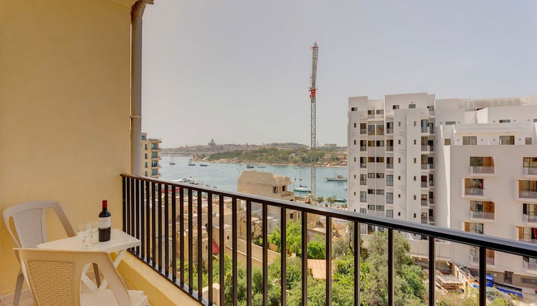 Photo 1 - Valletta and Harbour Views Apartment in Central Sliema