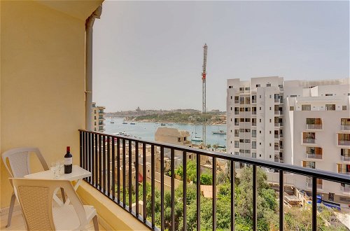 Photo 1 - Valletta and Harbour Views Apartment in Central Sliema