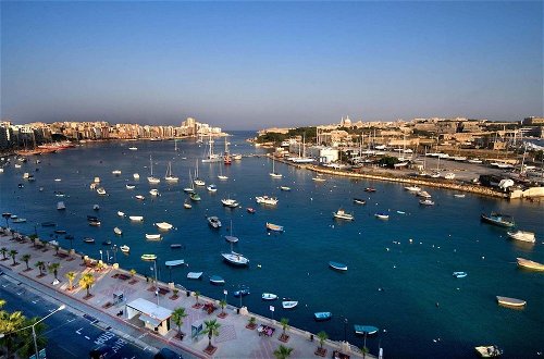 Photo 3 - Valletta and Harbour Views Apartment in Central Sliema