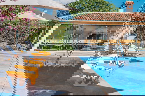 Foto 27 - Stunning Villa in Kringa With Swimming Pool