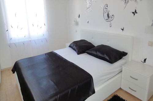 Photo 3 - Slava - Cosy Apartments for 2 Person - A5 - Crni