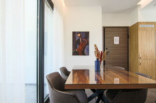 Photo 10 - Phaedrus Living: City View Anna Residence 101