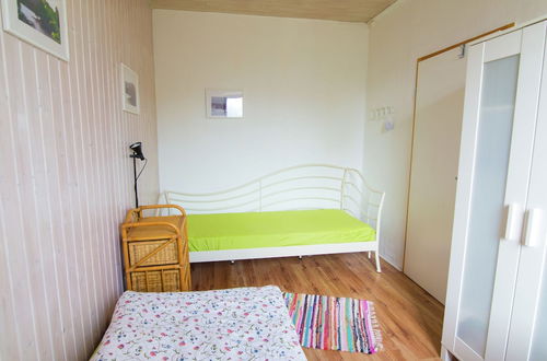 Photo 2 - Spacious Holiday Home in Hesse With Garden