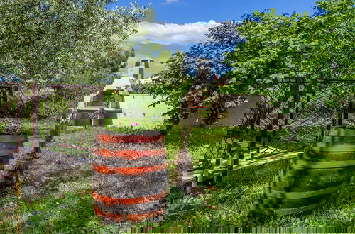Foto 17 - Holiday Home With Garden Located Near the Beach
