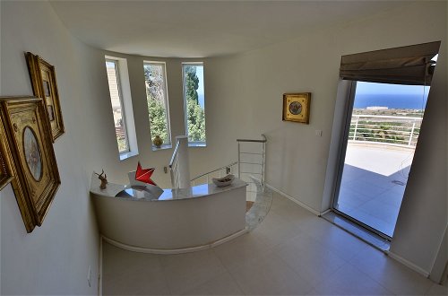 Photo 14 - Super 3 Bedroom Villa With Amazing Ocean Views