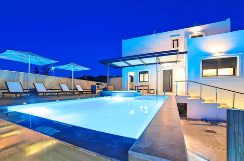 Photo 41 - Perla Villas with Heated Pool