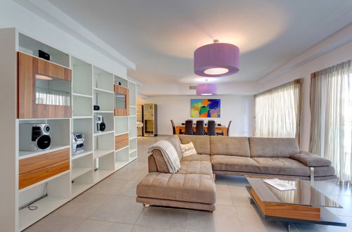 Photo 1 - Seaview Apartment In Fort Cambridge, Sliema