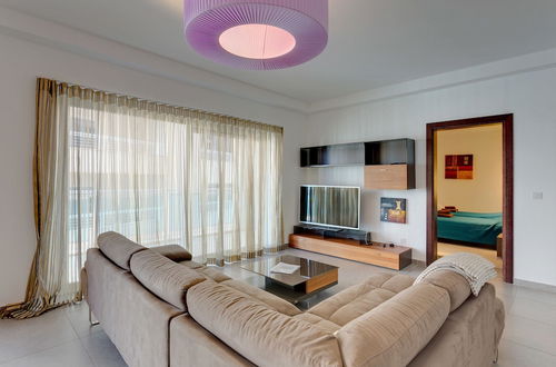 Photo 13 - Seaview Apartment In Fort Cambridge, Sliema