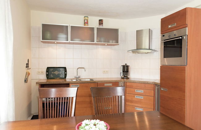 Classy Holiday Home in Deutschneudorf near Glockenwanderweg - Foto 9