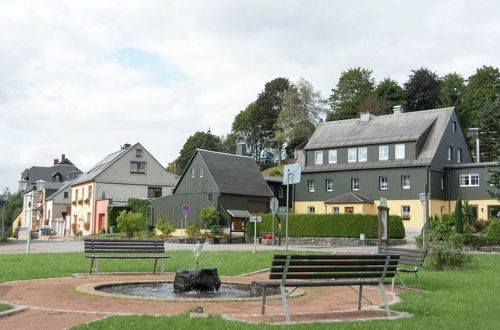 Photo 37 - Classy Holiday Home in Deutschneudorf near Glockenwanderweg