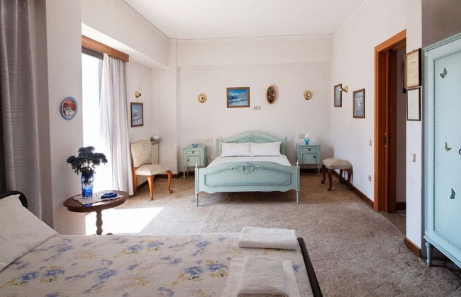 Spacious House - Photo 8