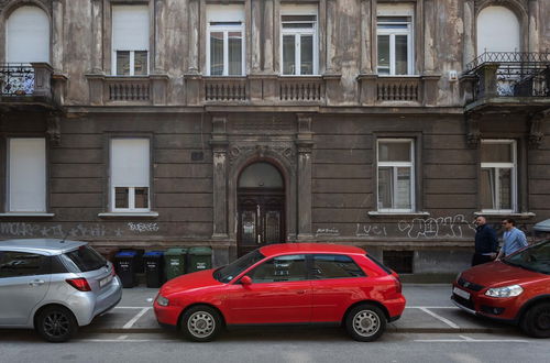 Photo 4 - Bright and Spacious 2bdr Apartment in Heart of Zagreb