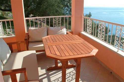 Photo 2 - Villa Petros Large Private Pool Walk to Beach Sea Views A C Wifi Car Not Required - 180