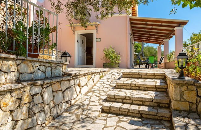 Villa Petros Large Private Pool Walk to Beach Sea Views A C Wifi Car Not Required - 180 - Foto 53