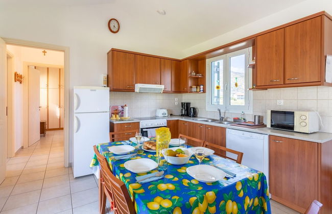 Villa Melissa Large Private Pool Walk to Beach Sea Views A C Wifi Car Not Required - 1926 - Foto 43