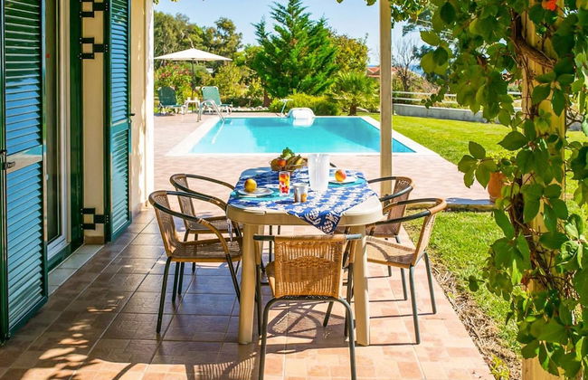 Villa Melissa Large Private Pool Walk to Beach Sea Views A C Wifi Car Not Required - 1926 - Foto 15