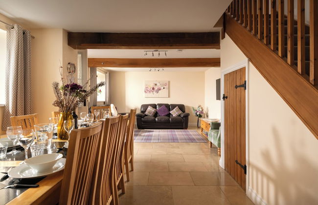 Webbington Farm Holiday Cottages - Foto 56