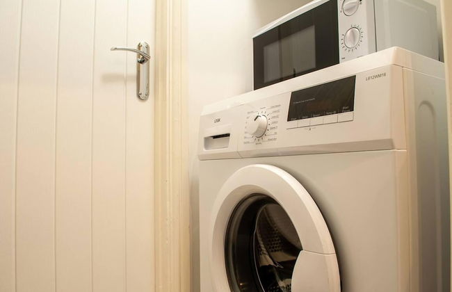 Apartment Ideal for Hospital by Nest Stays - Foto 30