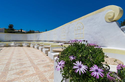 Photo 11 - Holiday Home at Portimao With Fenced Garden