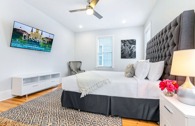 Spacious 5BR Urban Retreat with Balcony & Pool - Foto 70