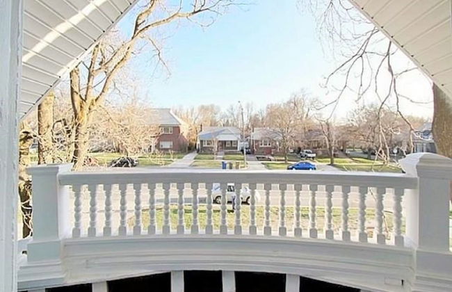 Historic Downtown Victorian Home - Foto 19