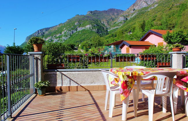 J HomeHolidays - Photo 14