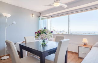 Photo 3 - Eden Roc BeachFront Apartments