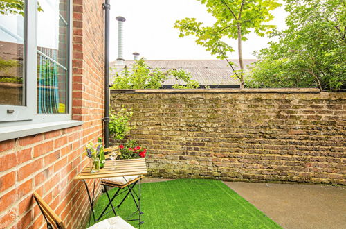 Photo 29 - Cosy 1 Bedroom Private Patio by Opulent