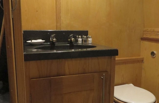 Houseboat Hotels - Foto 12