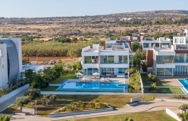 Tranquility Beachfront Villa - Foto 62
