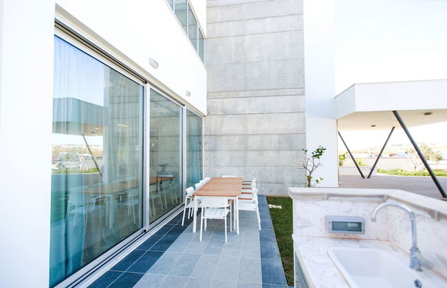 Tranquility Beachfront Villa - Foto 71