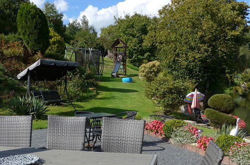 Photo 21 - Picturesque Apartment in Lichtenhain With Pond