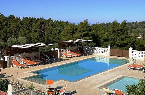 Photo 45 - Aracelia Villas with private pools