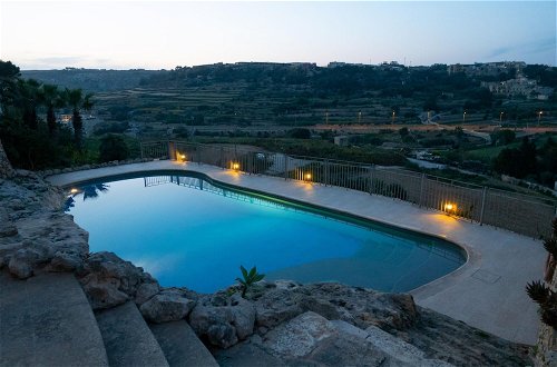 Foto 29 - Villeleynah Amazing Gozitan Villa + Pool