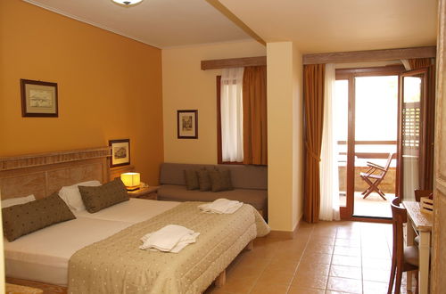 Photo 6 - Mylos Hotel Apartments