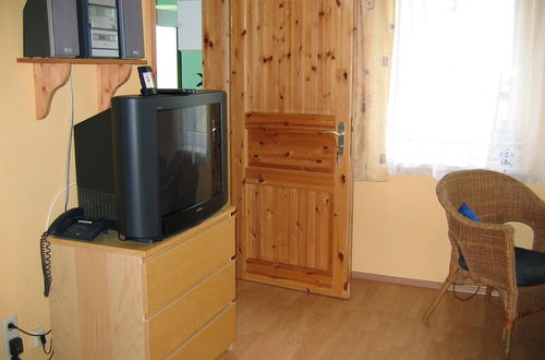 Foto 9 - Comfy Holiday Home in Bastorf With Sea View