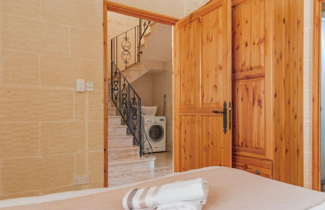 Ta Danjela 4 Bedroom Villa With Private Pool - Photo 4