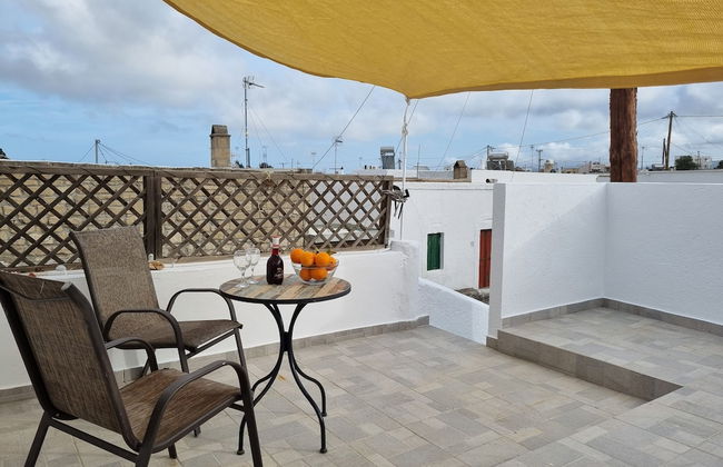 Charming Traditional 1-bed House in Rhodes - Photo 17