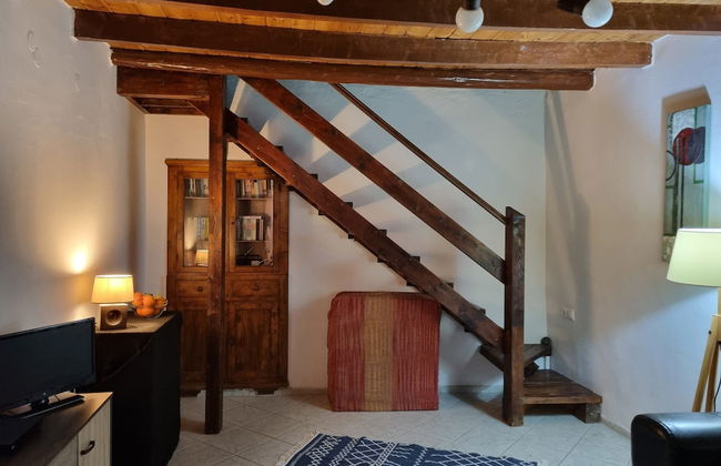 Charming Traditional 1-bed House in Rhodes - Photo 13