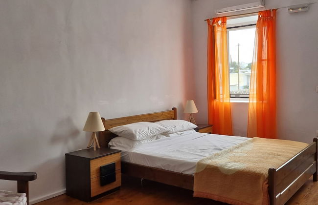 Charming Traditional 1-bed House in Rhodes - Photo 2