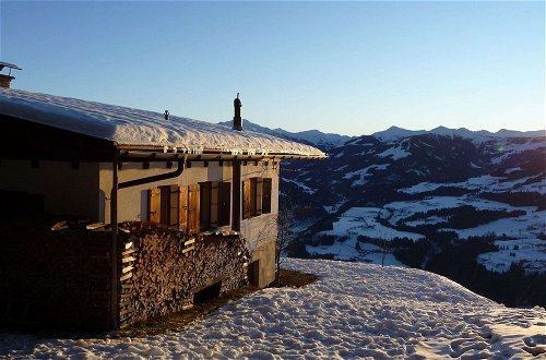Foto 21 - Sunlit Chalet near Ski Area in Hopfgarten im Brixental