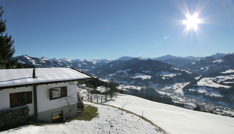 Foto 1 - Sunlit Chalet near Ski Area in Hopfgarten im Brixental